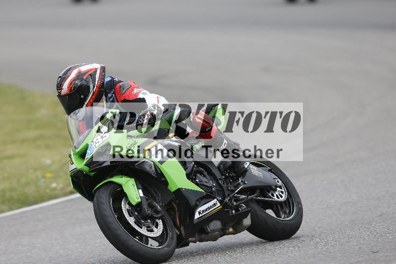 /09 19.04.2026  Caremotion get faster ADR/Gruppe gruen/333